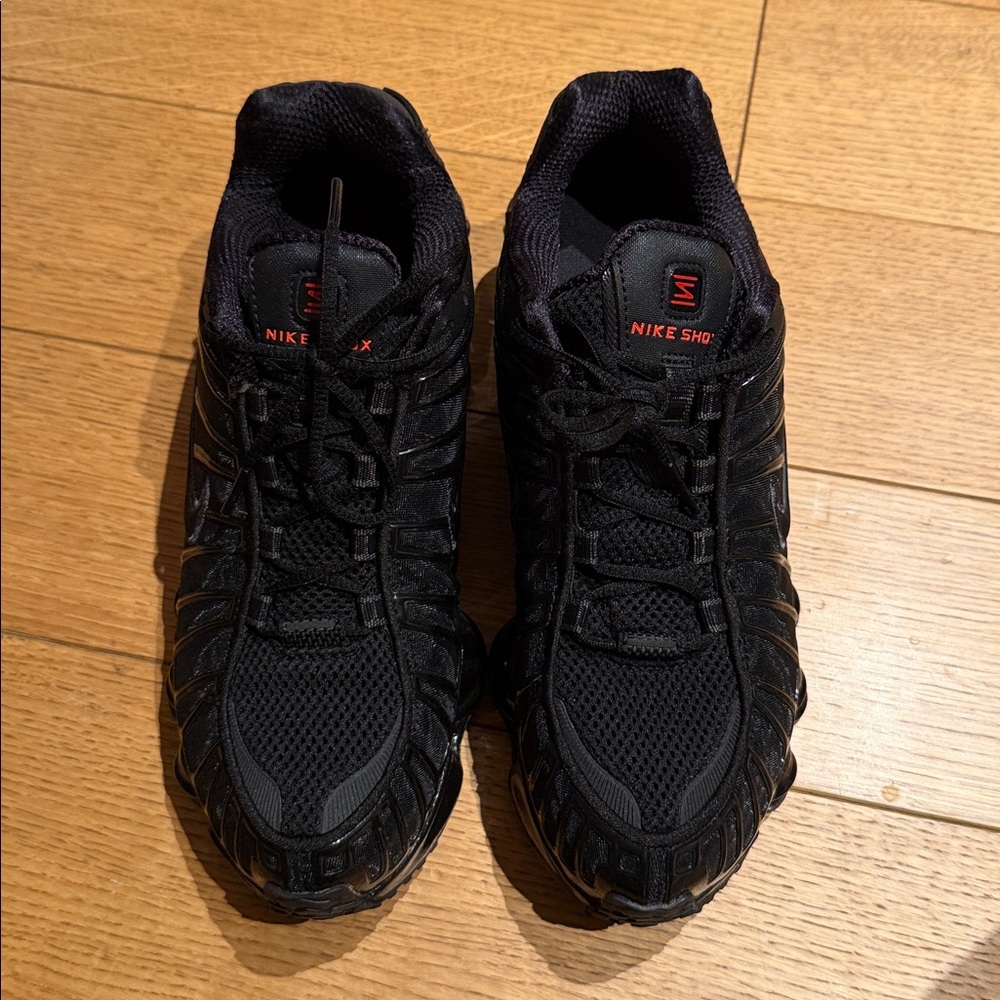 Nike Shox Black Sneakers